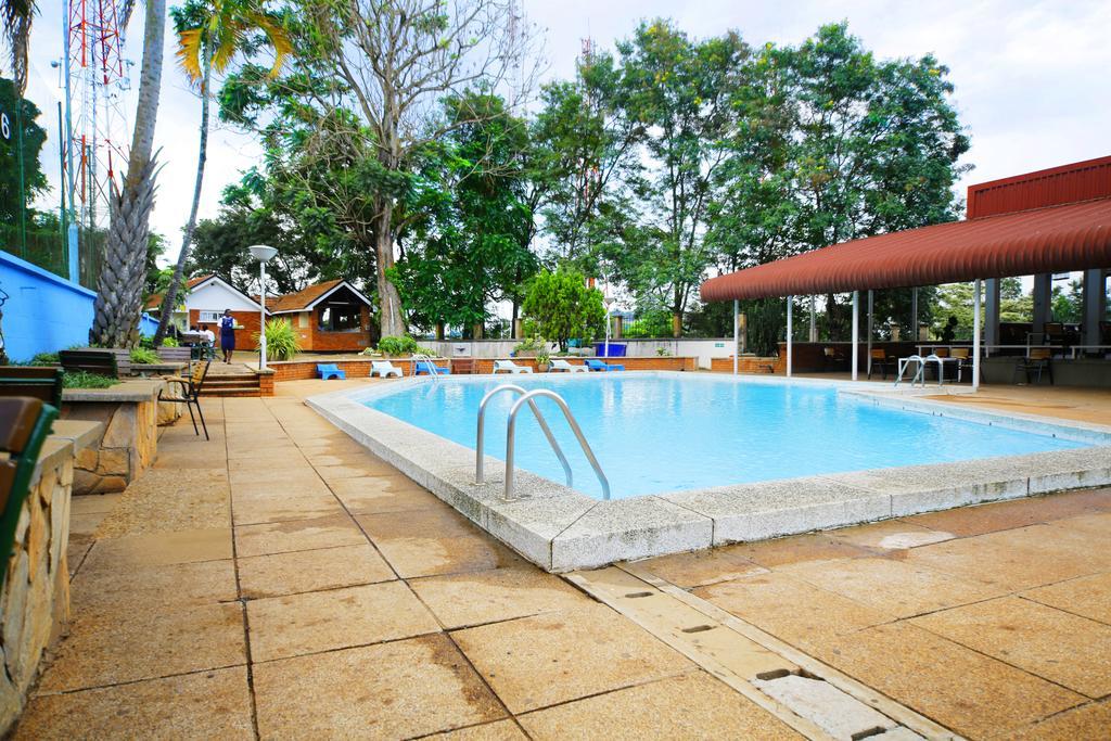 Shangri-La Hotel Uganda Kampala Exteriör bild