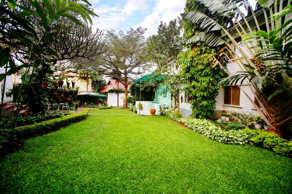 Shangri-La Hotel Uganda Kampala Exteriör bild